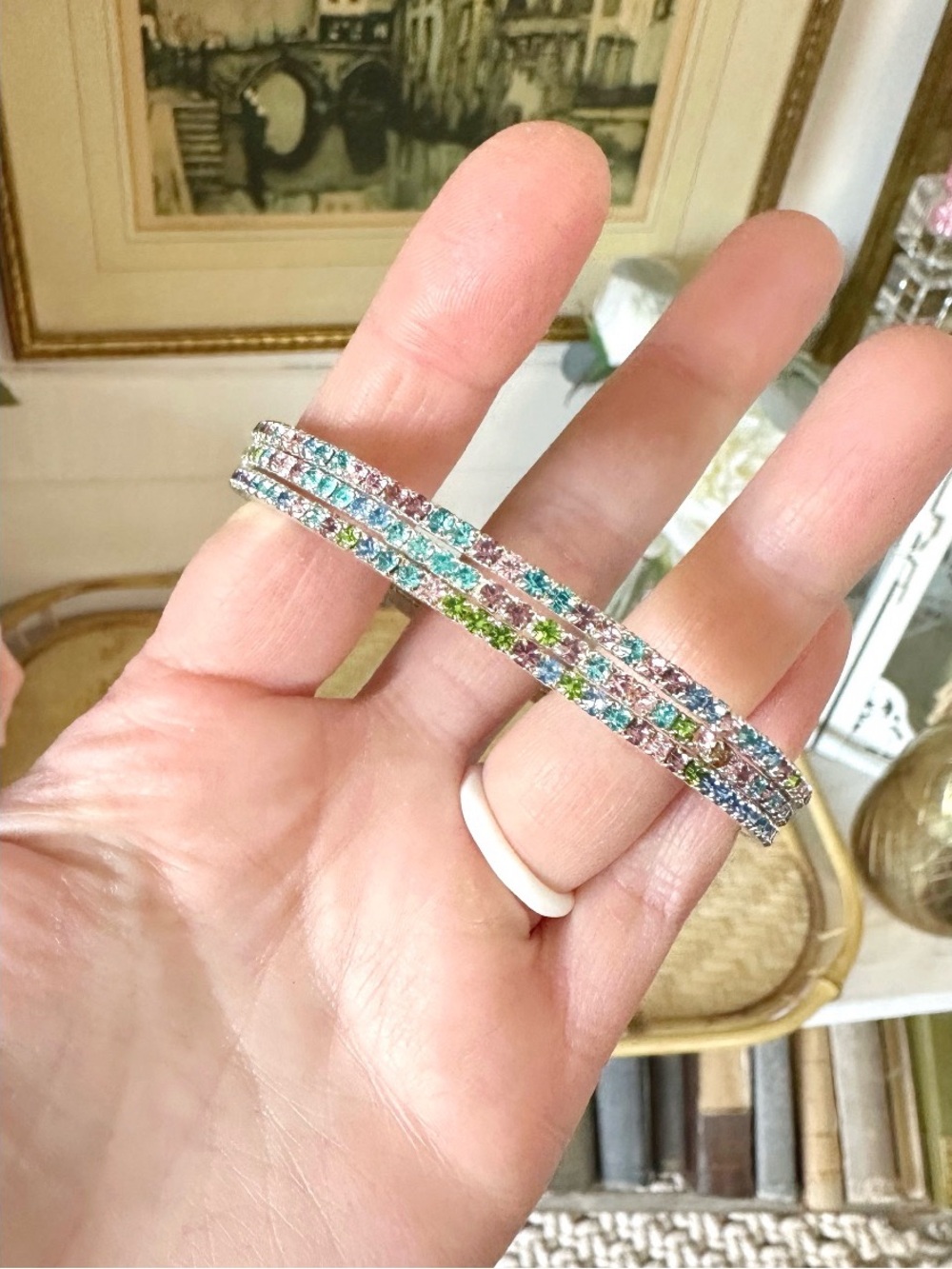 Set of 3 angle bracelets, multi-colored rhinestones in silver-tone settings - Picture 3 of 4